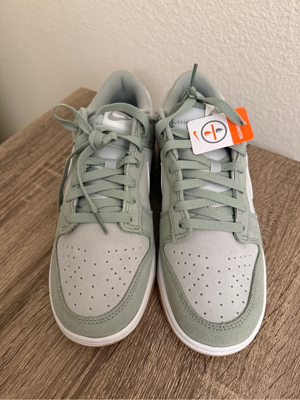 Nike Dunk Low SE Jade Horizon
Men's - HQ1931-300